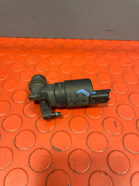 Citroen Dispatch/Peugeot Partner/Vauxhall Vivaro/Toyota Proace/Fiat Scudo WINDSCREEN WASHER  ELECTRIC WATER PUMP 2008-2016 P/N 21416900