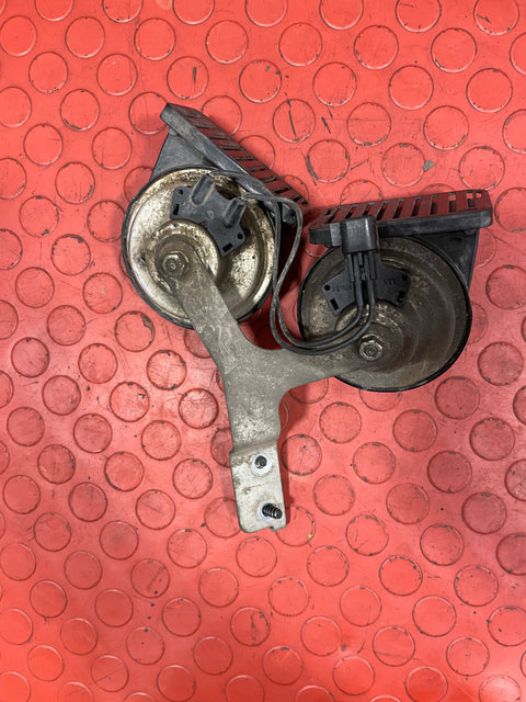 Ford Transit HORN ASSEMBLY PAIR 2.0 MK8 RWD 2016-2023 P/N BK2T13A803AB