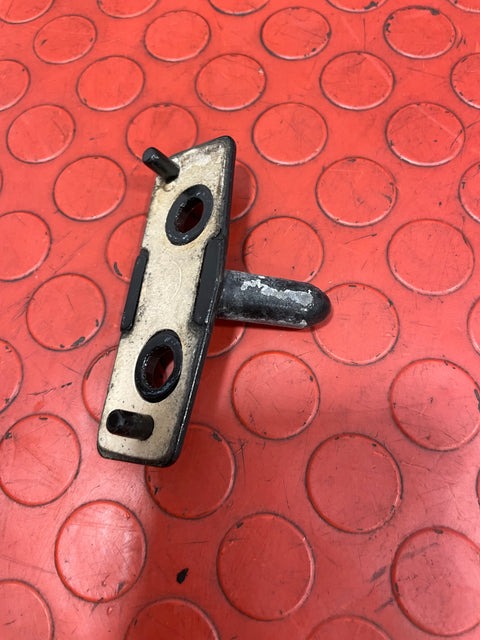 Citroen Berlingo/Peugeot Partner MALE DOOR LOCK BOLT 2008-2016  P/N 9046A1