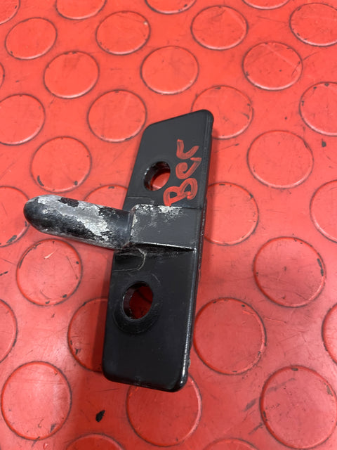 Citroen Berlingo/Peugeot Partner MALE DOOR LOCK BOLT 2008-2016  P/N 9046A1