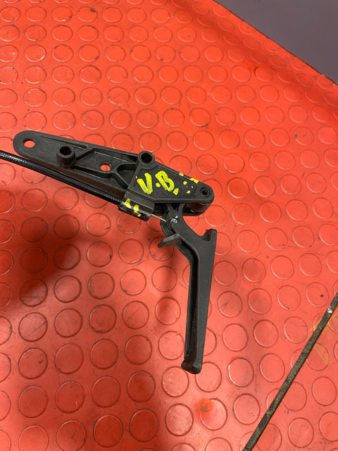 Citroen Berlingo/Peugeot Partner BONNET RELEASE CABLE w/ LATCH 2008-2018 P/N 9680723980