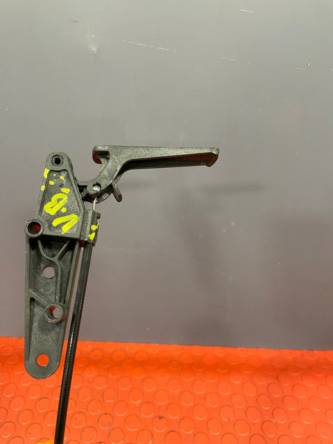 Citroen Berlingo/Peugeot Partner BONNET RELEASE CABLE w/ LATCH 2008-2018 P/N 9680723980