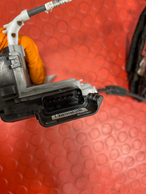 Citroen Dispatch/Peugeot Expert/Vauxhall Vivaro/Toyota Proace/Fiat Scudo DOOR LOCKING MECHANISM Driver's Side 2019-2024 P/N S3M16942545 / PSA084141 / 96555514XT / 9688834080