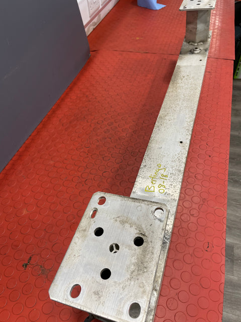 Peugeot Partner/Citroen Berlingo ALUMINIUM FRONT BUMPER BAR W/ PLASTIC BUMPER SUPPORT 2008-2015  P/N 9681145780 - 1