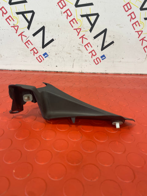 Citroen Berlingo/Peugeot Partner DRIVERS SIDE END CAP DRAIN 2008-2018   P/N 9680578577