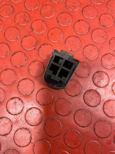 Citroen Dispatch/Peugeot Expert/Vauxhall Vivaro/Toyota Proace/Fiat Scudo OUTER DOOR HANDLE OPENER END CAP Driver's Side RH 2008-2016 P/N 96816438977