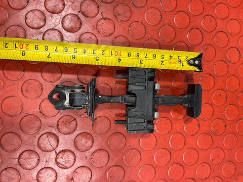 Citroen Dispatch/Peugeot Expert/Vauxhall Vivaro/Toyota Proace/Fiat Scudo DOOR CHECK STRAP STOPPER Front 2008-2016 P/N 10000057539