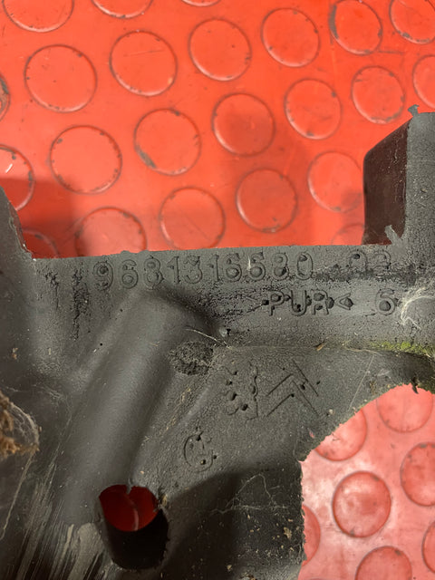 Citroen Berlingo/Peugeot Partner WINDSCREEN CEILING SPONGE INSULATION Passenger's Side 2008-2016 P/N 9681316680-1