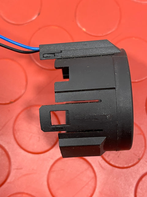 Citroen Berlingo/Peugeot Partner DELPHI IGNITION COIL COVER  (damage)P/N 9663123380