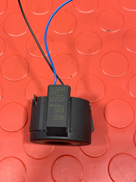 Citroen Berlingo/Peugeot Partner DELPHI IGNITION COIL COVER  (damage)P/N 9663123380