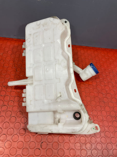 Citroen Berlingo/Peugeot Partner/Vauxhall Combo/Toyota Proace City WINDSCREEN WASHER BOTTLE w/ FILLER NECK (no pump) 2019-2023 P/N 9817300980 - 1