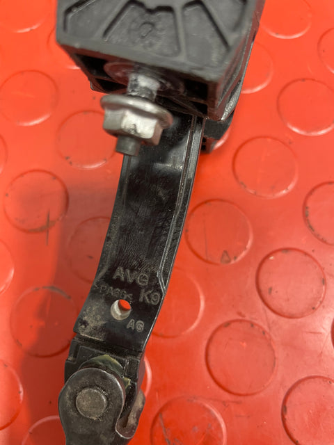 Citroen Berlingo/Peugeot Partner/Vauxhall Combo/Toyota Proace City FRONT DRIVER's SIDE DOOR CHECK STRAP (small crack) 2019-2023 P/N 9819015380