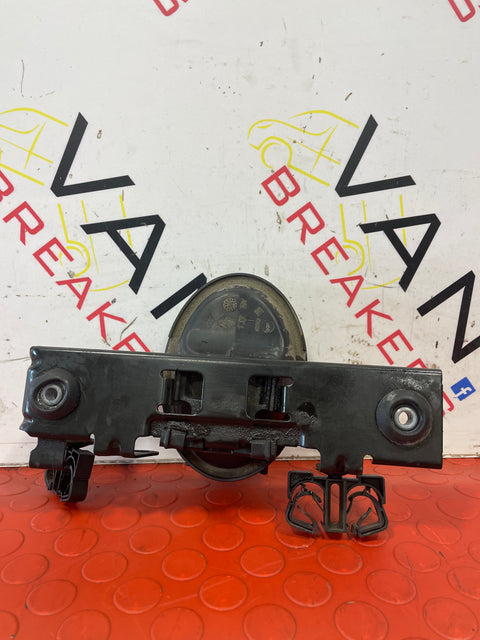 Renault Master/Vauxhall Movano VACUUM TANK  AND BRACKET 2.3 DCI 2010-2023  P/N 223721351R