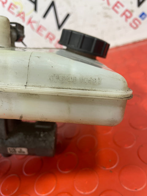 Renault Master III/V Movano  BRAKE MASTER CYLINDER  2.3 DCI  P/N 03350890491