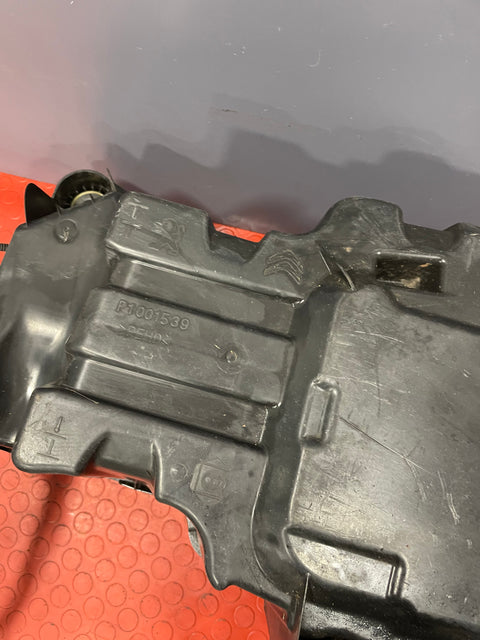 Citroen Berlingo/Peugeot Partner ADBLUE TANK w/ FILLER HOSE 1.6 2016-2018 P/N 9818531680