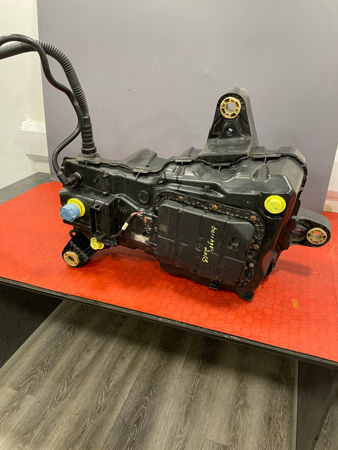 Citroen Berlingo/Peugeot Partner ADBLUE TANK w/ FILLER HOSE 1.6 2016-2018 P/N 9818531680