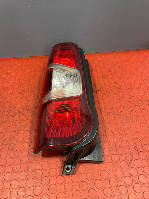 Citroen Berlingo/Peugeot Partner/Vauxhall Combo/Toyota Proace City TAILLIGHT ASSEMBLY Passenger's Side 2019-2024 P/N 9819235880 - 4