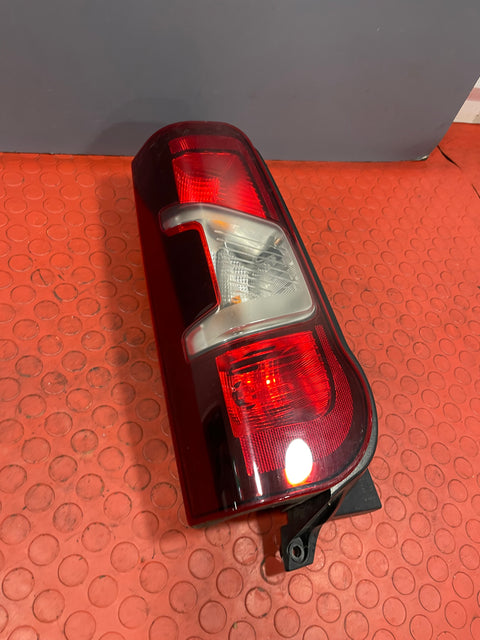 Citroen Berlingo/Peugeot Partner/Vauxhall Combo/Toyota Proace City TAILLIGHT ASSEMBLY Passenger's Side 2019-2024 P/N 9819235880 - 4