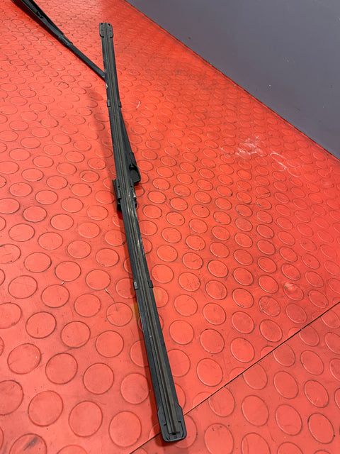 Ford Transit WIPER ARM w/ BLADE MK8 P/N BK3117526DE - 1