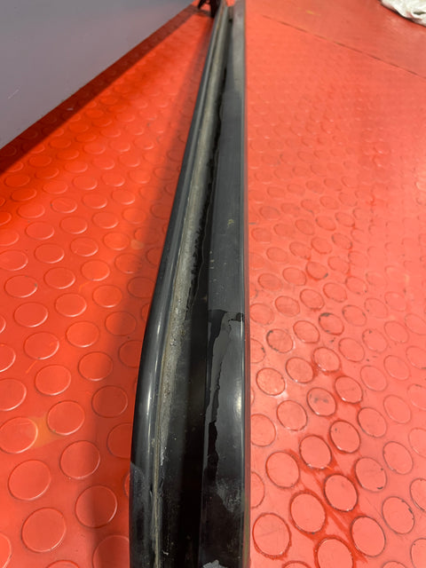 Citroen Dispatch/ Peugeot Expert/Vauxhall Vivaro/Proace/Fiat Scudo SLIDING DOOR RAIL D/S Right 2008-2016 P/N 140118780