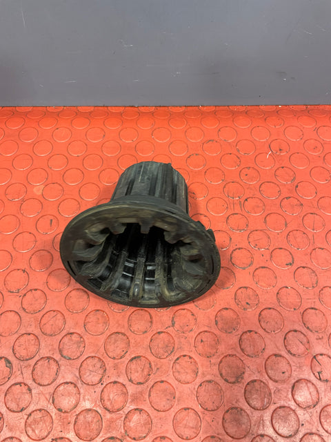 Citroen Berlingo/Peugeot Partner/Vauxhall Combo/Toyota Proace City REAR UPPER COIL SPRING SEAT 2019-2024 P/N 9831086080