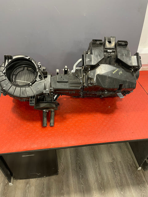 Nissan Navara Pickup D23/ HEATER MATRIX UNIT 2016 (w/ minor air pipe damage) P/N 953MY4KJ3A / 279504KJ0A