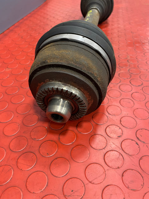 Mercedes Benz Sprinter DRIVE SHAFT ASSEMBLY Passenger's Side N/S 2019 P/N A9103301000 / 8144220820004