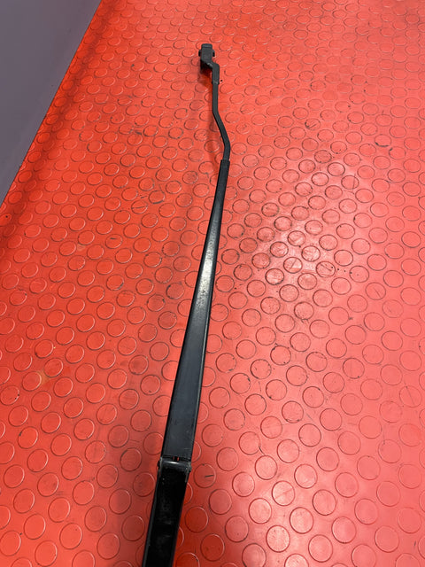 Volkswagen Crafter WIPER ARM Passenger's Side 2017-2023 P/N 7C2955409