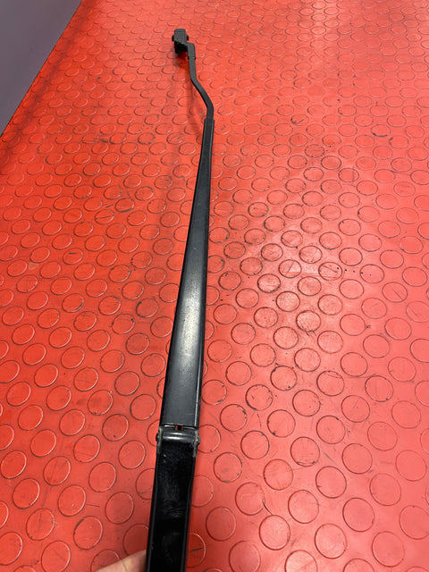 Volkswagen Crafter WIPER ARM Passenger's Side 2017-2023 P/N 7C2955409