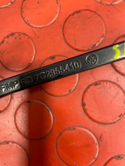 Volkswagen Crafter WIPER ARM Driver's Side O/S 2017-2023 P/N 7C2955410