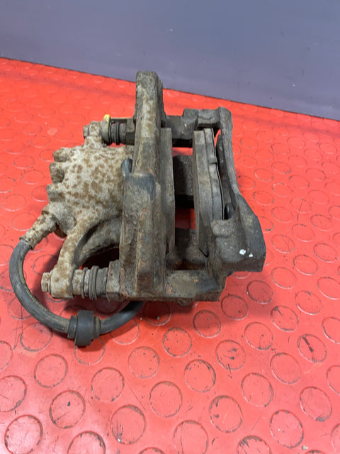 Renault Trafic/Vauxhall Vivaro/NV300 Primastar FRONT BRAKE CALIPER Passenger's Side 2014-2019 P/N 410119298R