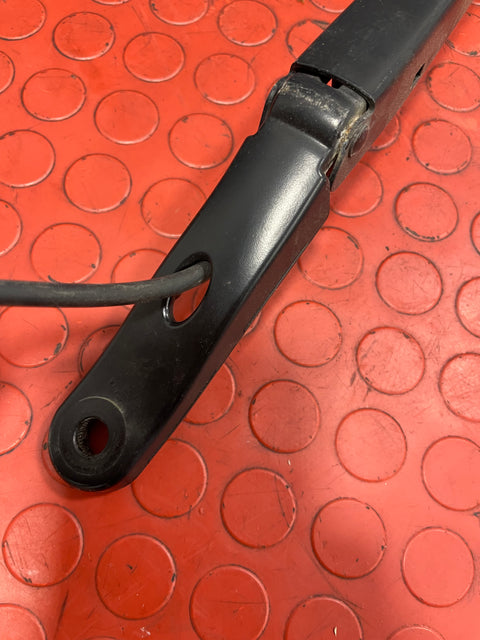 Vauxhall Combo/Peugeot Partner/Citroen Berlingo/Dispatch/Toyota Proace City WINDSCREEN WIPER ARM Driver's Side O/S P/N 9817214480