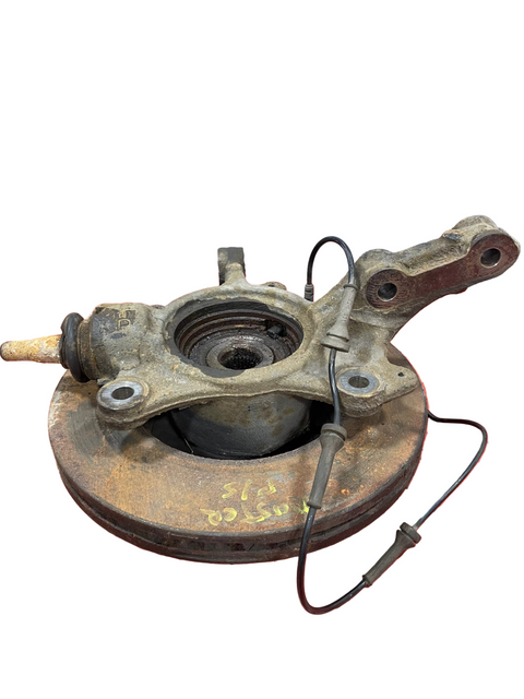 Renault Master/Vauxhall Movano/NV400 FRONT WHEEL HUB (Busted Ball Joint) Passenger's Side FWD 2010-2017 P/N 400150081R