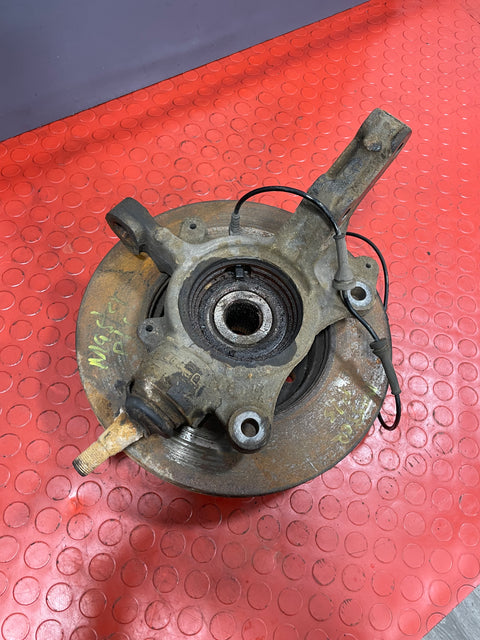 Renault Master/Vauxhall Movano/NV400 FRONT WHEEL HUB (Busted Ball Joint) Passenger's Side FWD 2010-2017 P/N 400150081R