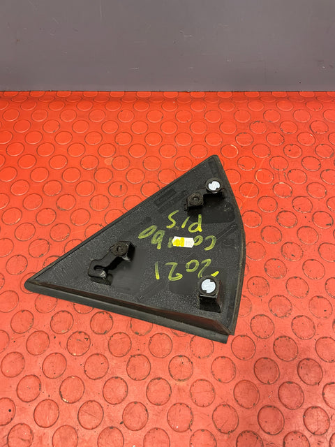 Citroen Berlingo/Peugeot Partner/Vauxhall Combo/Toyota Proace City WING TRIM Passenger's Side 2019-2024 P/N 9817691477