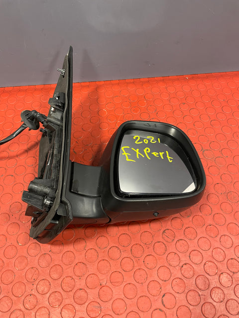 Citroen Dispatch/Peugeot Expert/Toyota Proace/Fiat WING MIRROR Driver's Side 2016-2024 P/N 98155882XT - 1