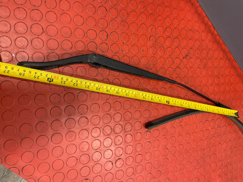 Peugeot Expert/Citroen Dispatch/Vauxhall Vivaro/Toyota Proace/Fiat Scudo WINDSCREEN WIPER ARM WORN BLADE Driver's Side 2016-2024 P/N 9808465680