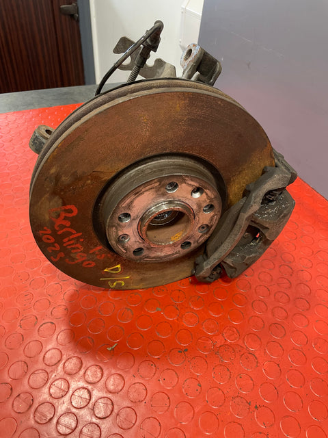 Citroen Berlingo/Peugeot Partner/Vauxhall Combo/Toyota Proace City FRONT WHEEL HUB & BRAKE SET W/ ABS SENSOR Driver's Side 2019-2024 R/N 9825606280 / 9810728280