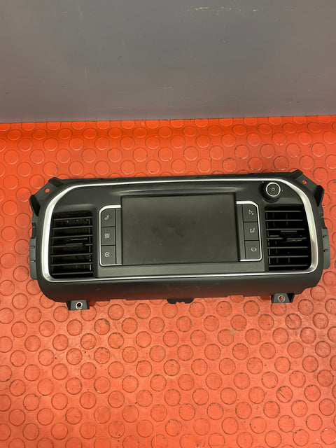 Citroen Dispatch/Peugeot Expert/Vauxhall Vivaro/Toyota Proace SAT NAV DISPLAY/SCREEEN HEAD UNIT 2016-2024 P/N 9831665880/98081732 ZD