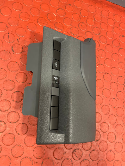 Peugeot Expert/Citroen Dispatch/Vauxhall Vivaro/Toyota Proace DASHBOARD TRIM LIGHT CONTROL SYSTEMS 2016-2024 P/N 9809545177 - 1