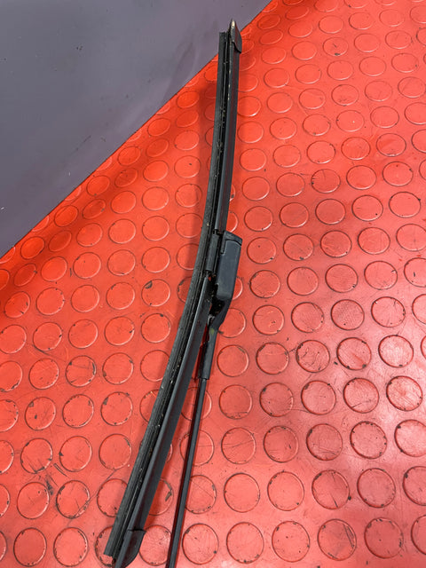 Citroen Berlingo/Peugeot Partner WINDSCREEN WIPER ARM w/ Blade 2008-2018 P/N 9682975280 - 2