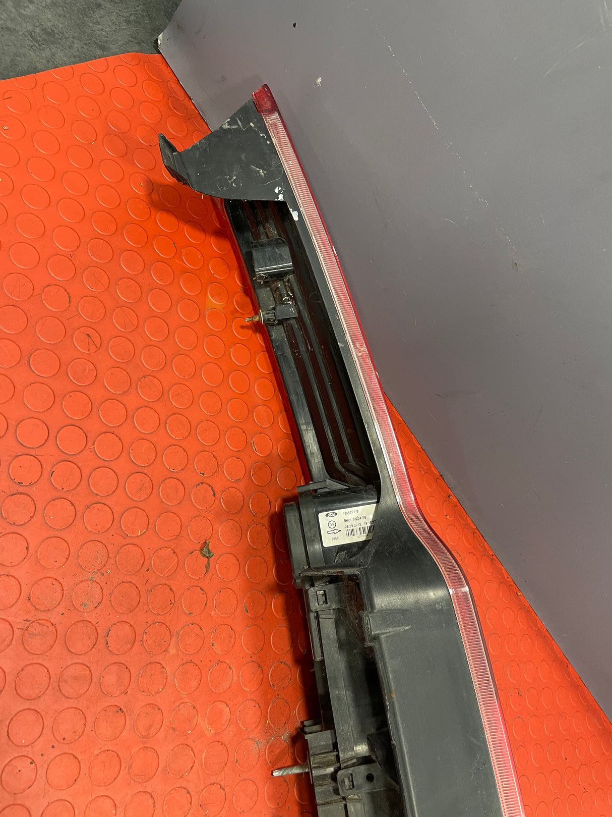 Ford Transit Custom TAILLIGHT DRIVER SIDE RH 2013-2018 P/N BK2113404AG