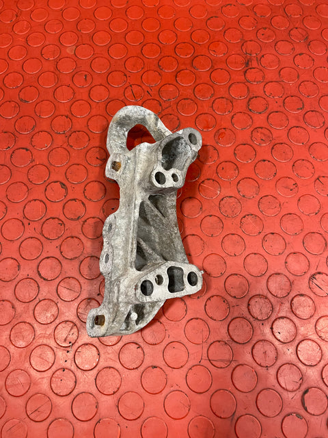 Citroen Berlingo/Peugeot Partner ENGINE MOUNT BRACKET 1.6 2011-2016 P/N 9673585780