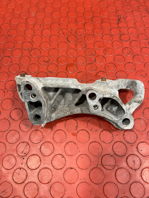 Citroen Berlingo/Peugeot Partner ENGINE MOUNT BRACKET 1.6 2011-2016 P/N 9673585780