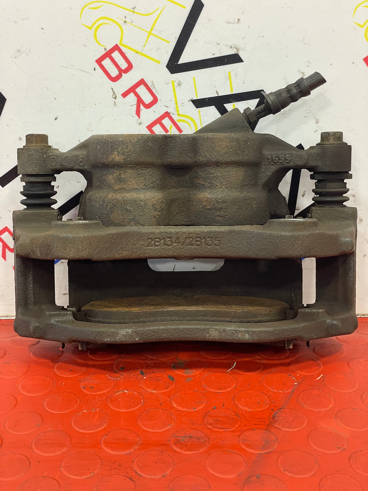 Ford Transit Custom PASSENGER SIDE FRONT BRAKE CALIPER AND CARRIER 2013-2018 P/N  2B294