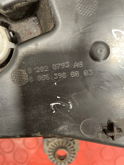 Peugeot Boxer/Citroen Relay/Fiat Ducato DPF ADDITIVE TANK 2.0 2016 P/N 9806639880