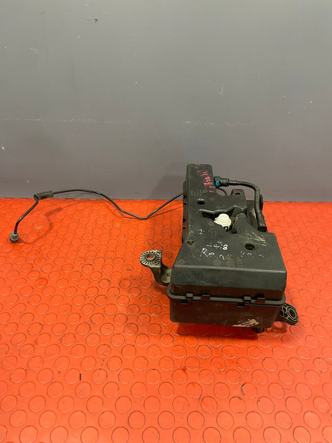 Peugeot Boxer/Citroen Relay/Fiat Ducato DPF ADDITIVE TANK 2.0 2016 P/N 9806639880