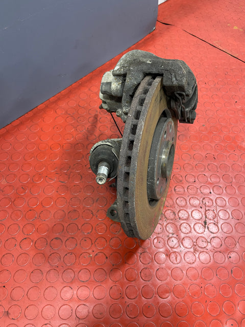 Citroen Berlingo/Peugeot Partner FRONT WHEEL HUB & BRAKE CALIPER Passenger's Side 2008-2018 P/N 9670613980 / 9813759680