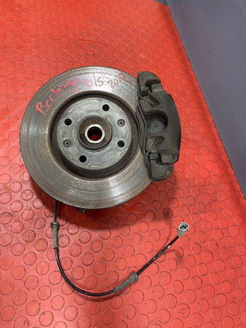 Citroen Berlingo/Peugeot Partner FRONT WHEEL HUB & BRAKE CALIPER Driver's Side 2008-2018 P/N 9670614080 / 9813759680