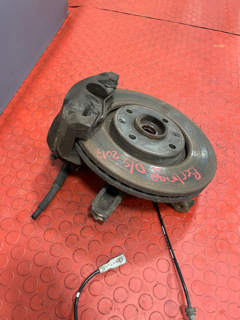 Citroen Berlingo/Peugeot Partner FRONT WHEEL HUB & BRAKE CALIPER Driver's Side 2008-2018 P/N 9670614080 / 9813759680